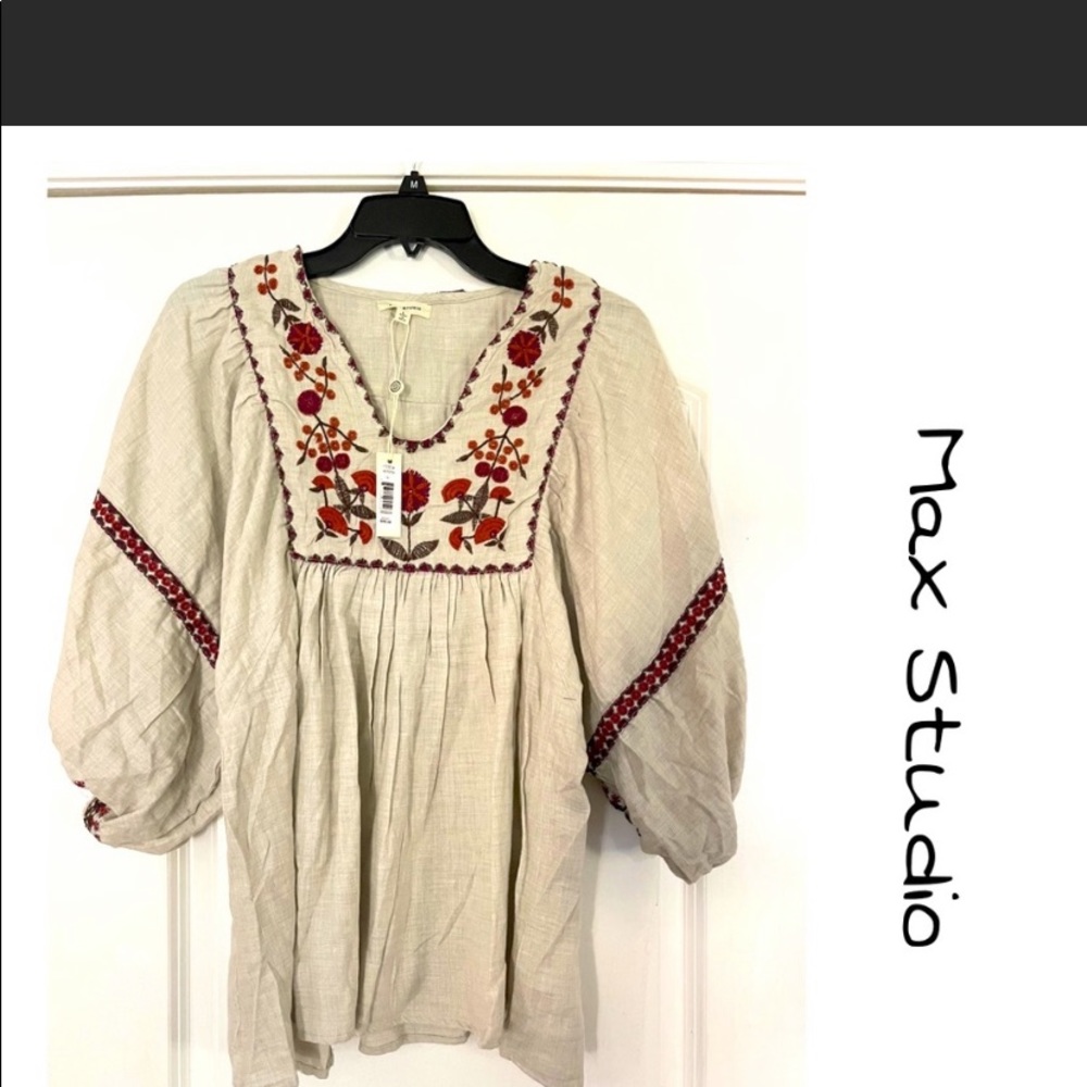 Embroidered Bubble Sleeve Top
